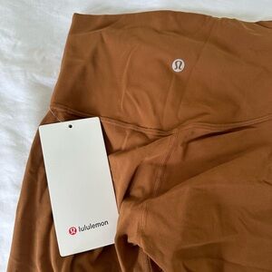 lulu high rise nulu crop 21’